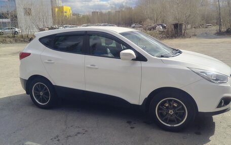 Hyundai ix35 I рестайлинг, 2015 год, 1 460 000 рублей, 2 фотография