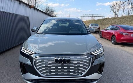 Audi Q4 e-tron, 2023 год, 5 000 000 рублей, 1 фотография