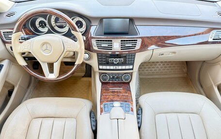 Mercedes-Benz CLS, 2014 год, 2 000 000 рублей, 12 фотография