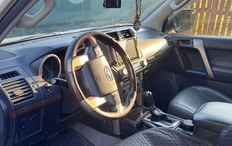 Toyota Land Cruiser Prado 150 рестайлинг 2, 2012 год, 3 500 000 рублей, 10 фотография