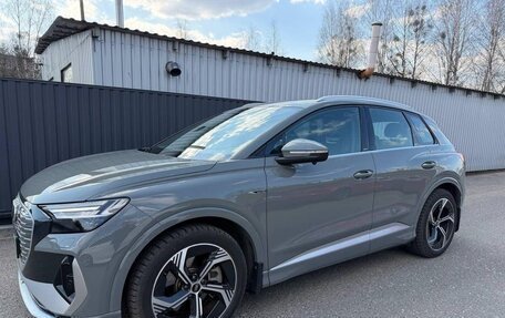 Audi Q4 e-tron, 2023 год, 5 000 000 рублей, 2 фотография