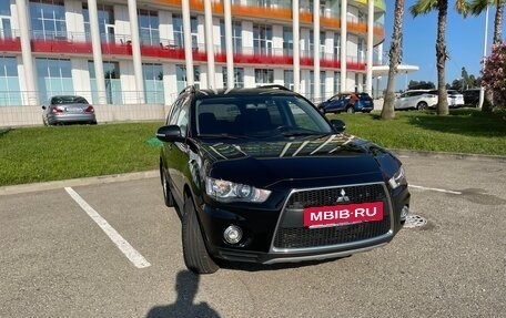 Mitsubishi Outlander III рестайлинг 3, 2011 год, 980 000 рублей, 9 фотография