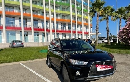 Mitsubishi Outlander III рестайлинг 3, 2011 год, 980 000 рублей, 8 фотография