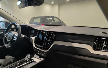 Volvo XC60 II, 2021 год, 5 250 000 рублей, 13 фотография