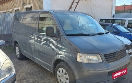 Volkswagen Transporter T5 рестайлинг, 2004 год, 780 000 рублей, 4 фотография