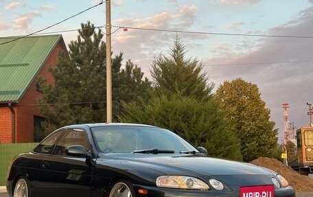 Toyota Soarer, 1985 год, 1 390 000 рублей, 3 фотография
