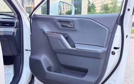 Toyota RAV4, 2026 год, 4 030 000 рублей, 16 фотография
