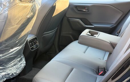 Toyota RAV4, 2026 год, 4 030 000 рублей, 24 фотография