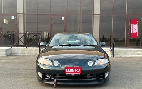 Toyota Soarer, 1985 год, 1 390 000 рублей, 2 фотография
