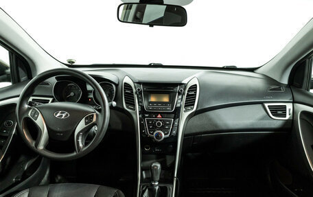 Hyundai i30 II рестайлинг, 2014 год, 999 777 рублей, 13 фотография
