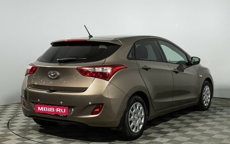 Hyundai i30 II рестайлинг, 2014 год, 999 777 рублей, 5 фотография