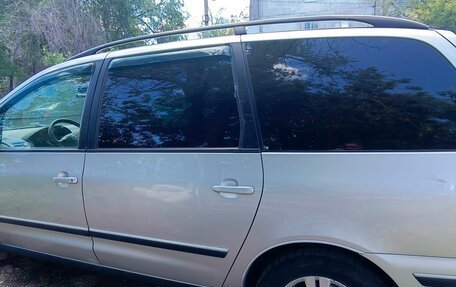 Volkswagen Sharan I рестайлинг, 2006 год, 700 000 рублей, 3 фотография