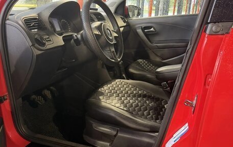 Volkswagen Polo VI (EU Market), 2011 год, 650 000 рублей, 17 фотография