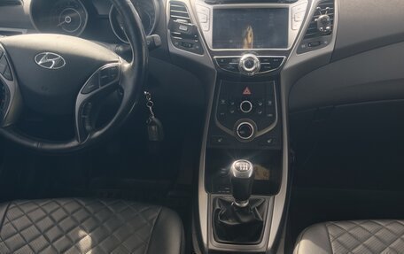Hyundai Elantra V, 2015 год, 1 170 000 рублей, 6 фотография