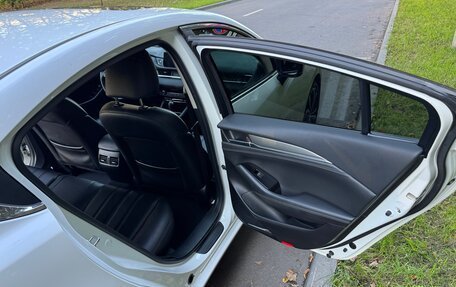 Mazda 6, 2019 год, 2 400 000 рублей, 19 фотография