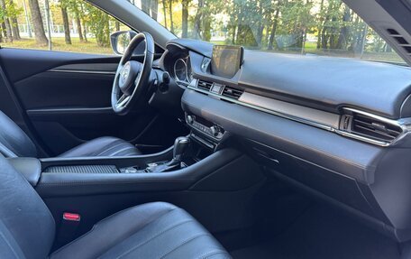 Mazda 6, 2019 год, 2 400 000 рублей, 23 фотография
