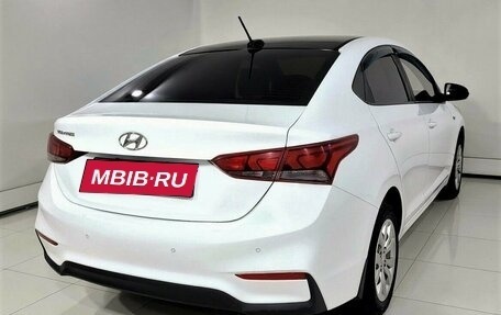Hyundai Solaris II рестайлинг, 2017 год, 1 090 000 рублей, 4 фотография