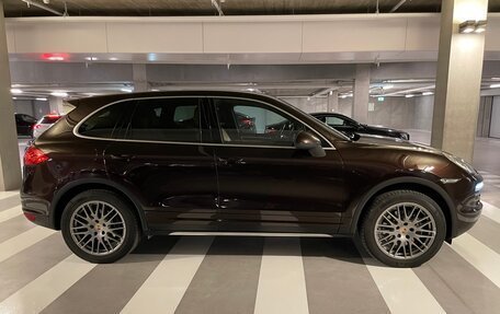 Porsche Cayenne III, 2014 год, 1 999 999 рублей, 2 фотография