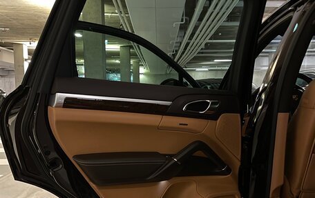 Porsche Cayenne III, 2014 год, 1 999 999 рублей, 16 фотография
