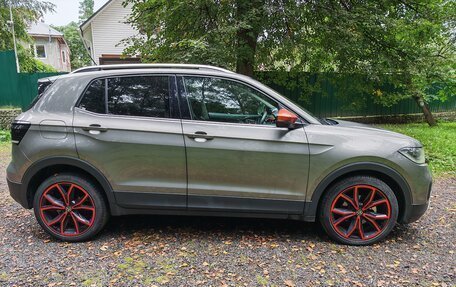 Volkswagen T-Cross I, 2021 год, 1 640 000 рублей, 2 фотография