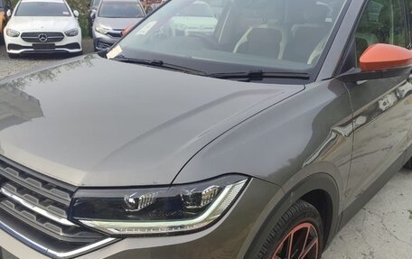 Volkswagen T-Cross I, 2021 год, 1 640 000 рублей, 18 фотография