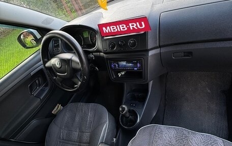 Skoda Fabia II, 2011 год, 510 000 рублей, 27 фотография