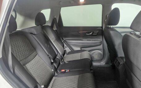 Nissan Rogue II, 2017 год, 1 357 000 рублей, 12 фотография