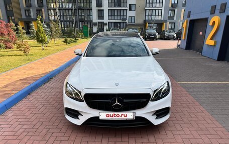 Mercedes-Benz E-Класс, 2016 год, 3 530 000 рублей, 5 фотография
