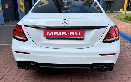Mercedes-Benz E-Класс, 2016 год, 3 530 000 рублей, 11 фотография