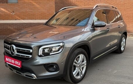 Mercedes-Benz GLB, 2020 год, 4 050 000 рублей, 34 фотография
