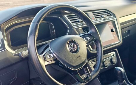 Volkswagen Tiguan II, 2021 год, 2 990 000 рублей, 11 фотография