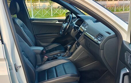 Volkswagen Tiguan II, 2021 год, 2 990 000 рублей, 20 фотография