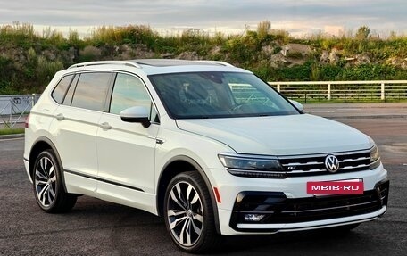 Volkswagen Tiguan II, 2021 год, 2 990 000 рублей, 5 фотография