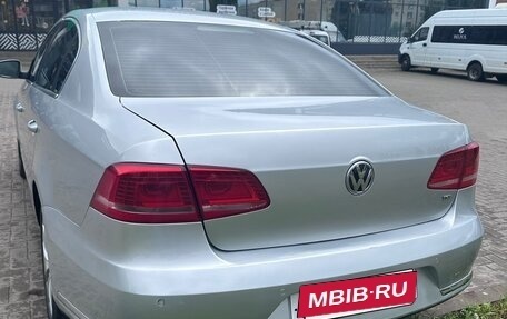 Volkswagen Passat B7, 2011 год, 950 000 рублей, 3 фотография