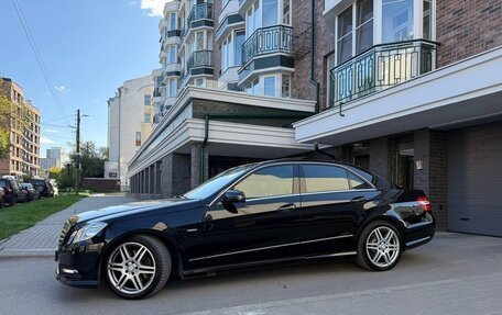 Mercedes-Benz E-Класс, 2012 год, 1 999 000 рублей, 6 фотография