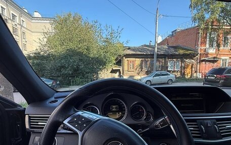 Mercedes-Benz E-Класс, 2012 год, 1 999 000 рублей, 11 фотография