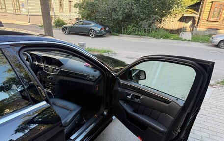 Mercedes-Benz E-Класс, 2012 год, 1 999 000 рублей, 13 фотография