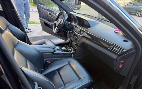 Mercedes-Benz E-Класс, 2012 год, 1 999 000 рублей, 12 фотография