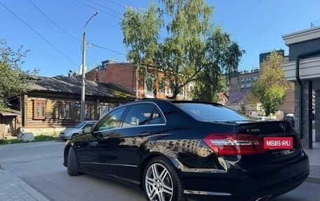 Mercedes-Benz E-Класс, 2012 год, 1 999 000 рублей, 9 фотография