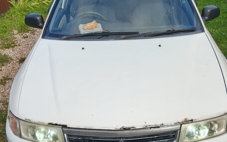 Mitsubishi Mirage VI рестайлинг, 2000 год, 190 000 рублей, 3 фотография