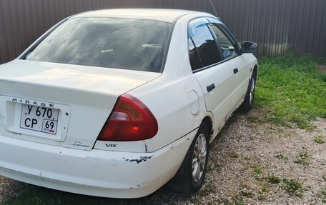 Mitsubishi Mirage VI рестайлинг, 2000 год, 190 000 рублей, 5 фотография