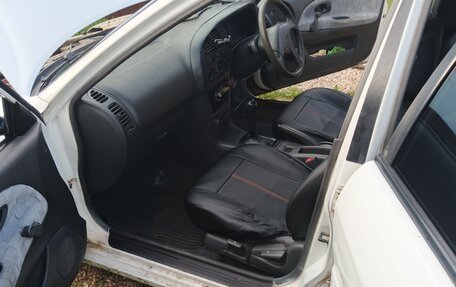 Mitsubishi Mirage VI рестайлинг, 2000 год, 190 000 рублей, 11 фотография