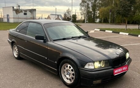 BMW 3 серия, 1992 год, 300 000 рублей, 1 фотография