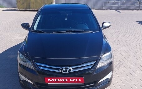 Hyundai Solaris II рестайлинг, 2014 год, 685 000 рублей, 2 фотография