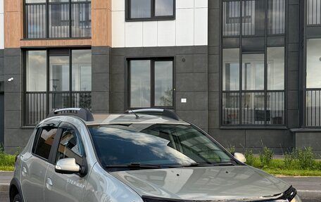 Renault Sandero II рестайлинг, 2017 год, 799 000 рублей, 2 фотография
