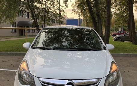 Opel Corsa D, 2013 год, 350 000 рублей, 2 фотография