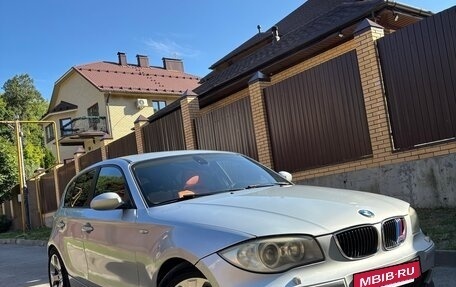 BMW 1 серия, 2006 год, 710 000 рублей, 8 фотография