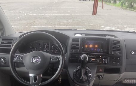 Volkswagen Caravelle T5, 2013 год, 1 800 000 рублей, 6 фотография