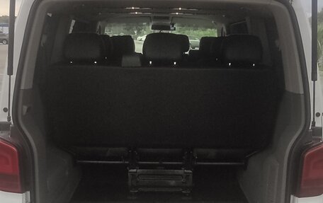 Volkswagen Caravelle T5, 2013 год, 1 800 000 рублей, 14 фотография