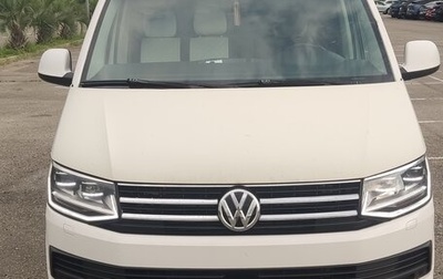Volkswagen Caravelle T5, 2013 год, 1 800 000 рублей, 1 фотография
